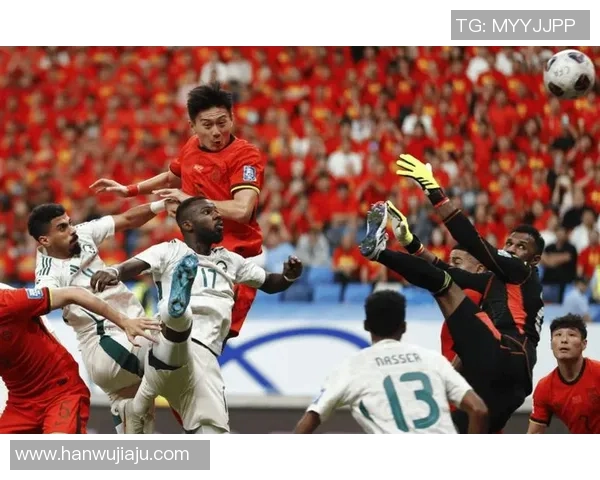 从逆境到巅峰 足球励志球星的拼搏历程与奋斗精神